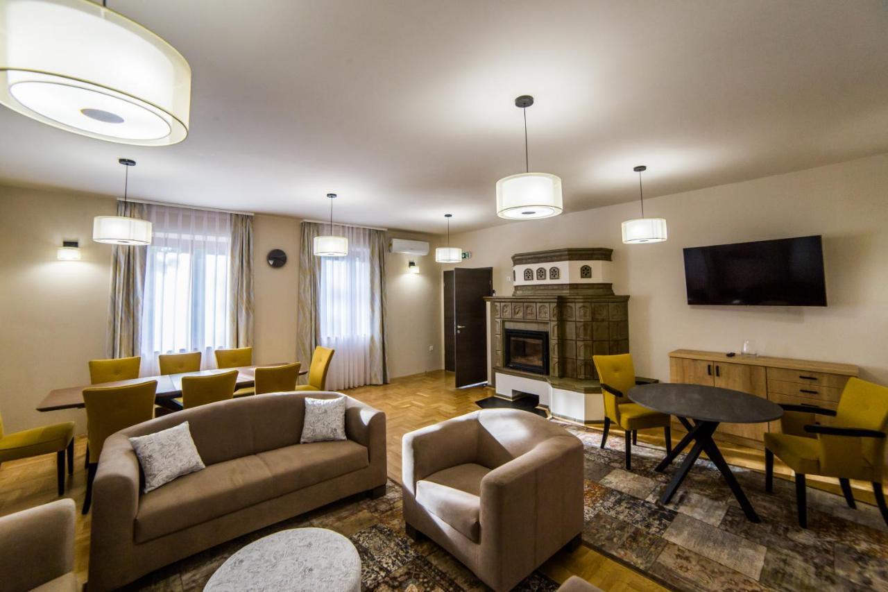 Haracsi Vendeghaz Hotell Zselickisfalud Exteriör bild