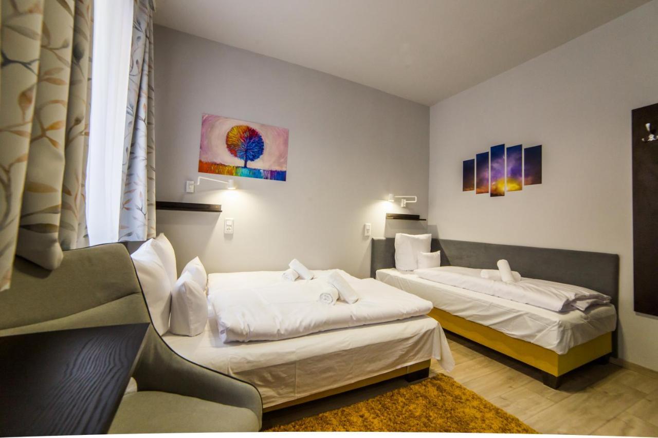 Haracsi Vendeghaz Hotell Zselickisfalud Exteriör bild